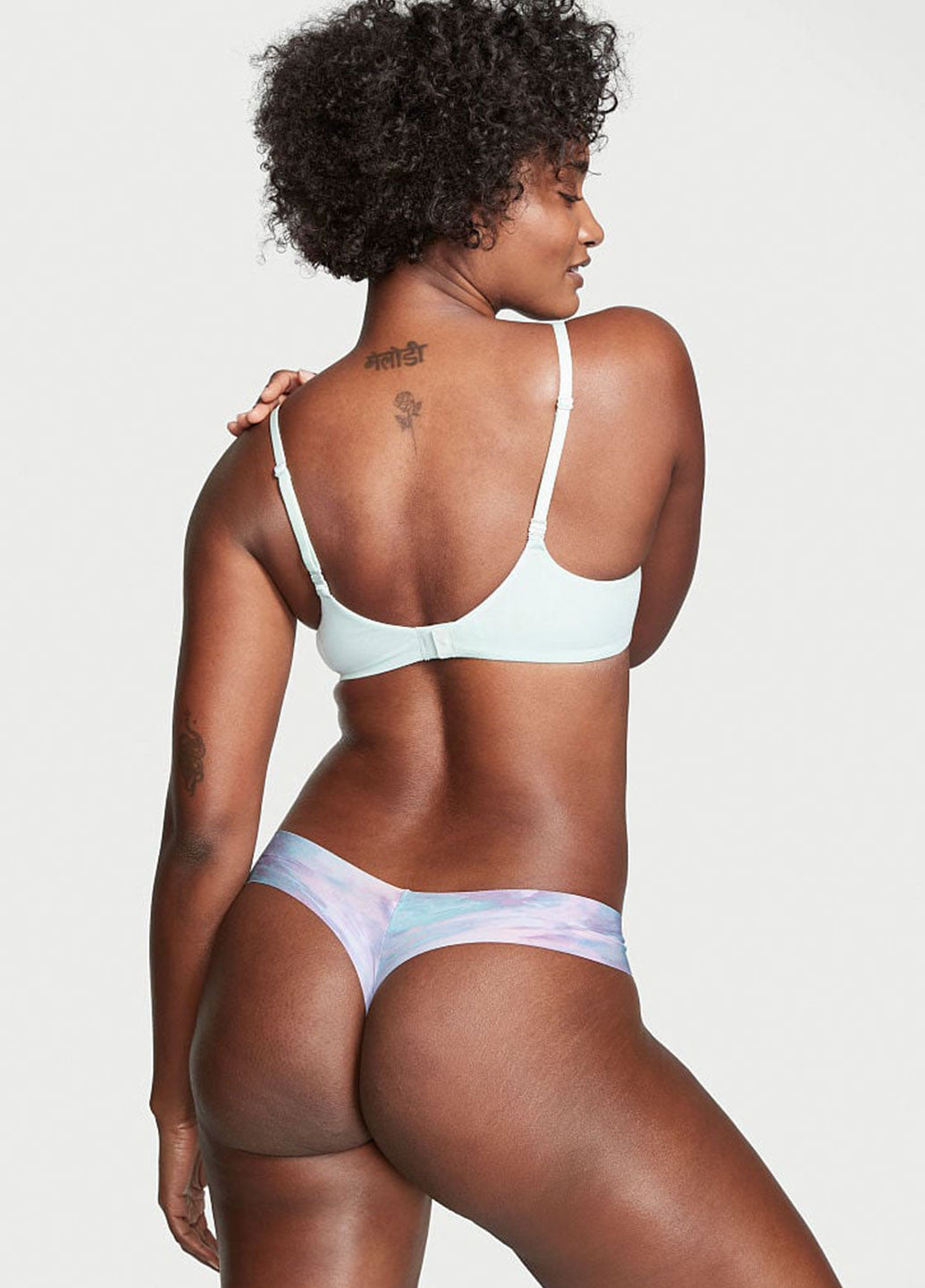 PANTI INVISIBLE TIPO TANGA EN V INVISIBLE MARMOLEADA VICTORIA SECRET'S