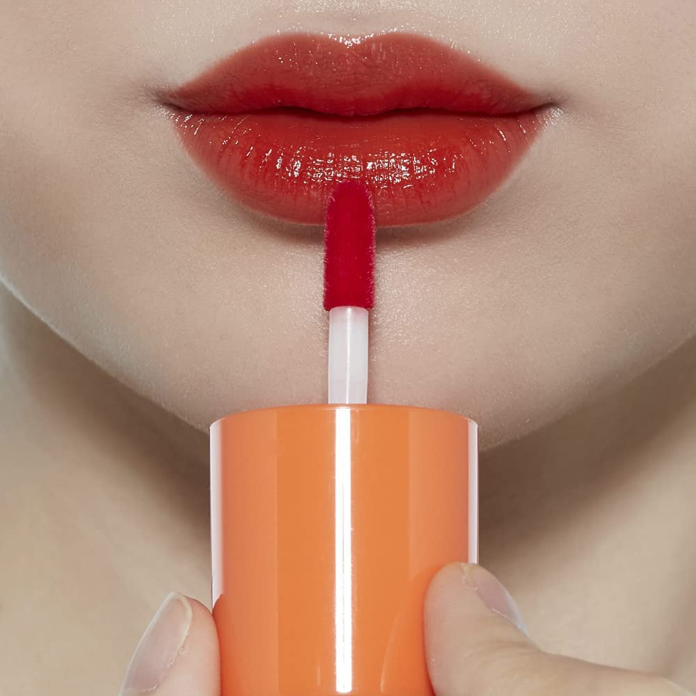 TINTE LABIAL DE COLORES VÍVIDOS Y BRILLANTES