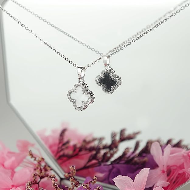 COLLAR DE TRÉBOL DE CRISTAL DE 2 LADOS 18K