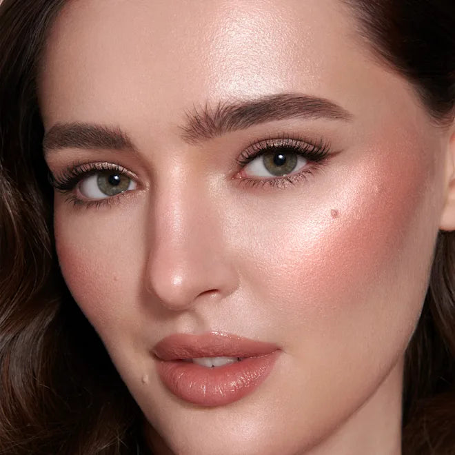 CHARLOTTE TILBURY | BEAUTY LIGHT WAND (ILUMINADOR LÍQUIDO)